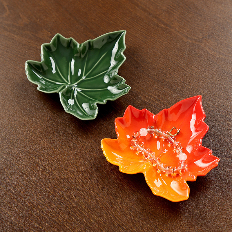 Ceramic JewelryDish Maple Leaf - Fiddle Leaf Fig recension och pris